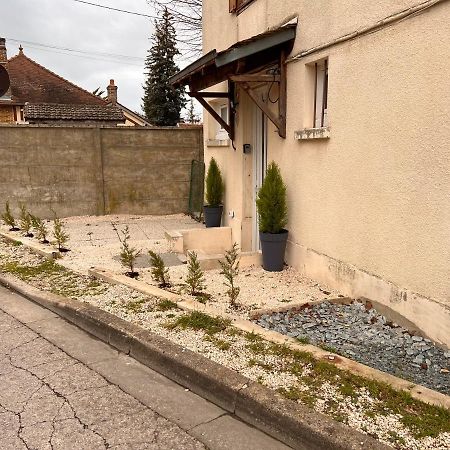 Saint-Julien-les-VillasT2 Cosy / Quartier Calme / Magasins D'Usine A Proximiteアパートメント エクステリア 写真